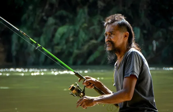 How to Make a Fishing Rod from a Stick Like a Pro